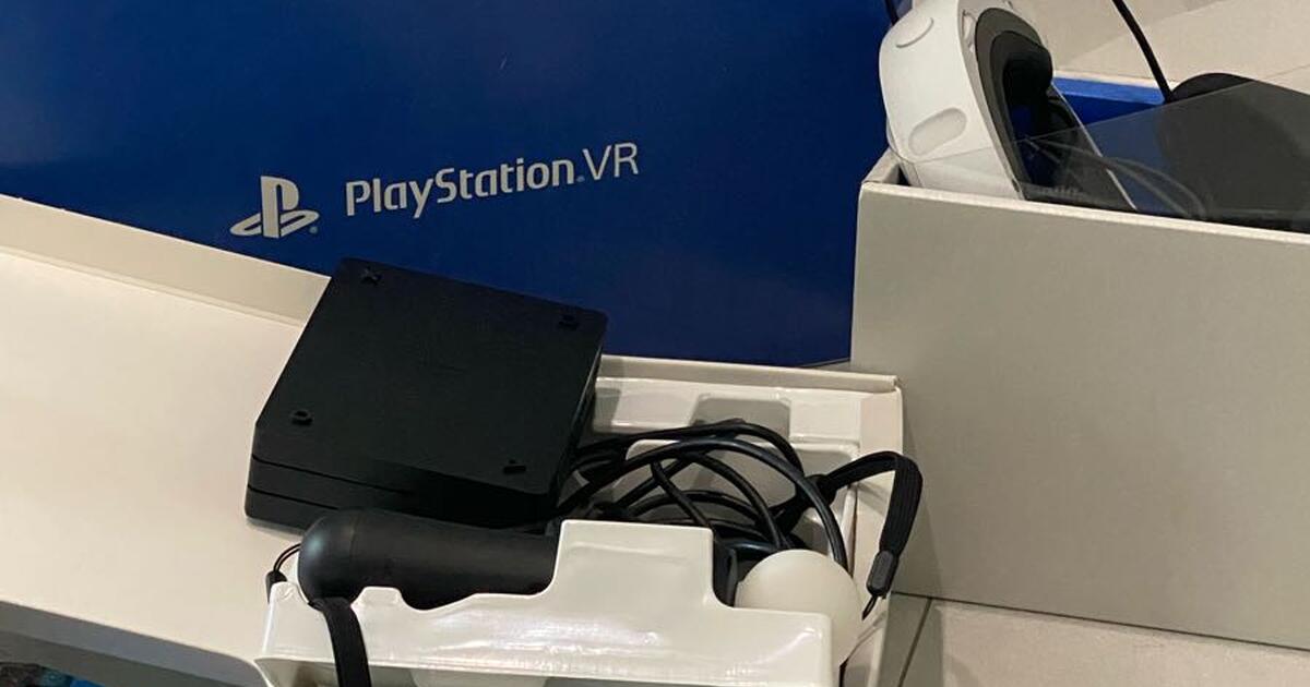 Gently used PlayStation VR bundle for 175 in Jupiter, FL For Sale