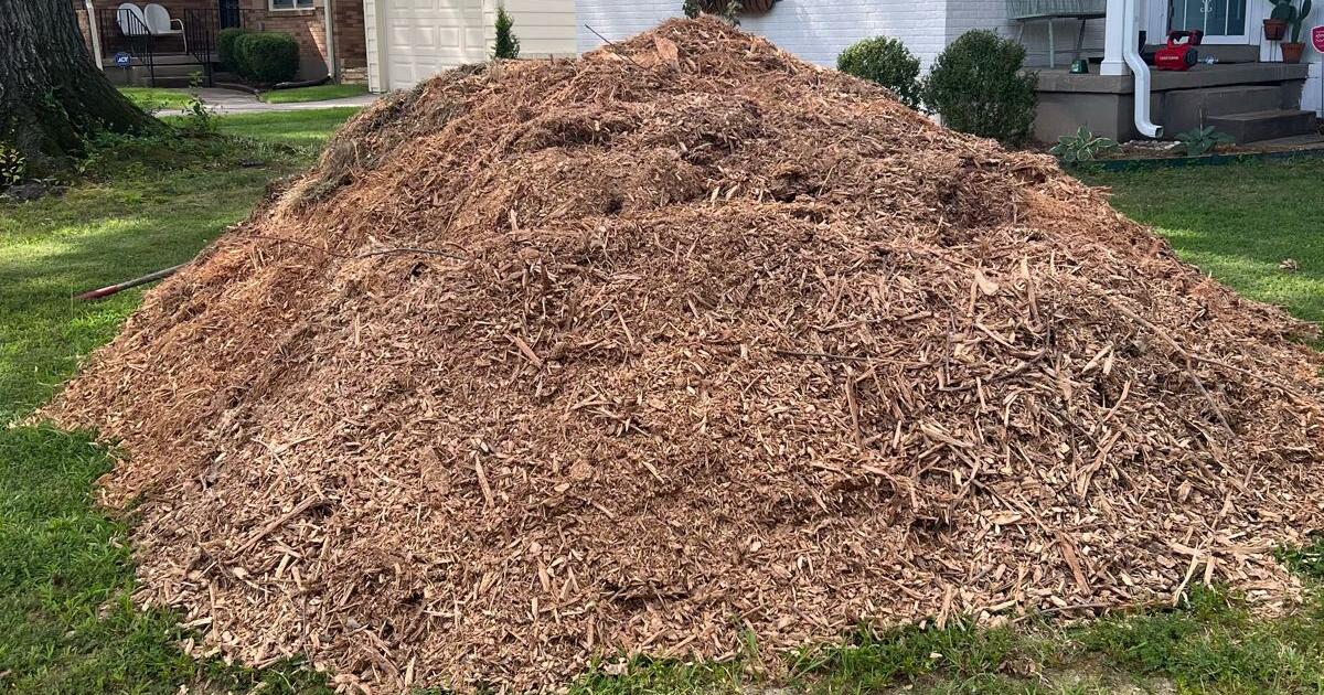 Free wood chips/pine needles for Free in Memphis, TN | Finds — Nextdoor