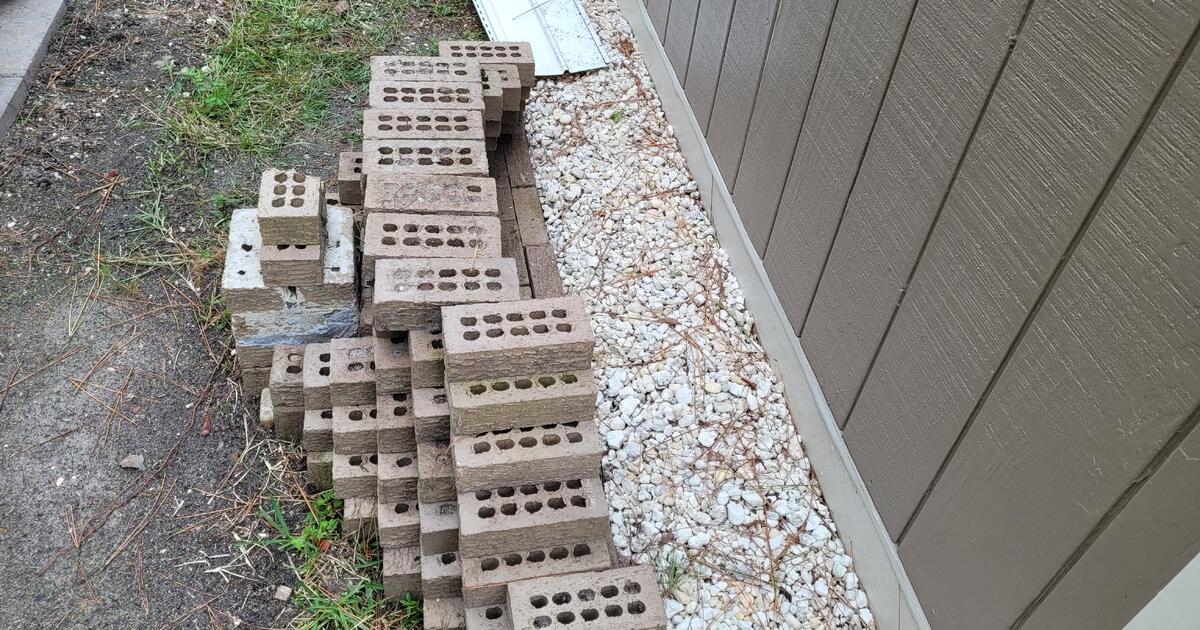 Bricks for $20 in Calabash, NC | For Sale & Free — Nextdoor