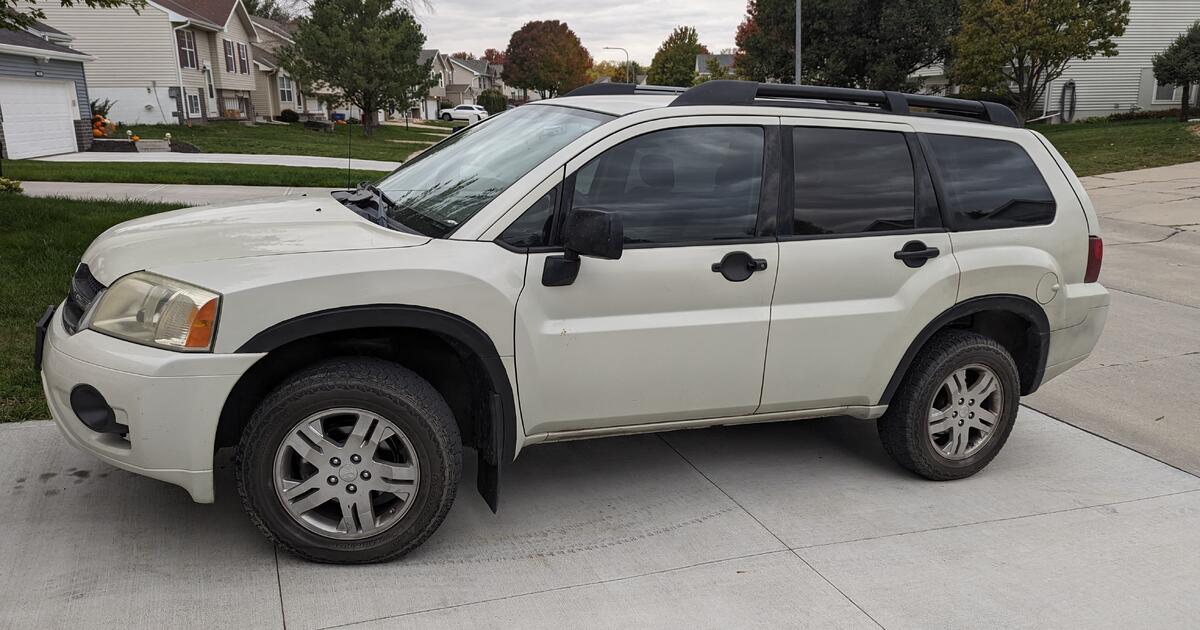 2007 Mitsubishi Endeavor All Wheel Drive for 1820 in Omaha, NE For