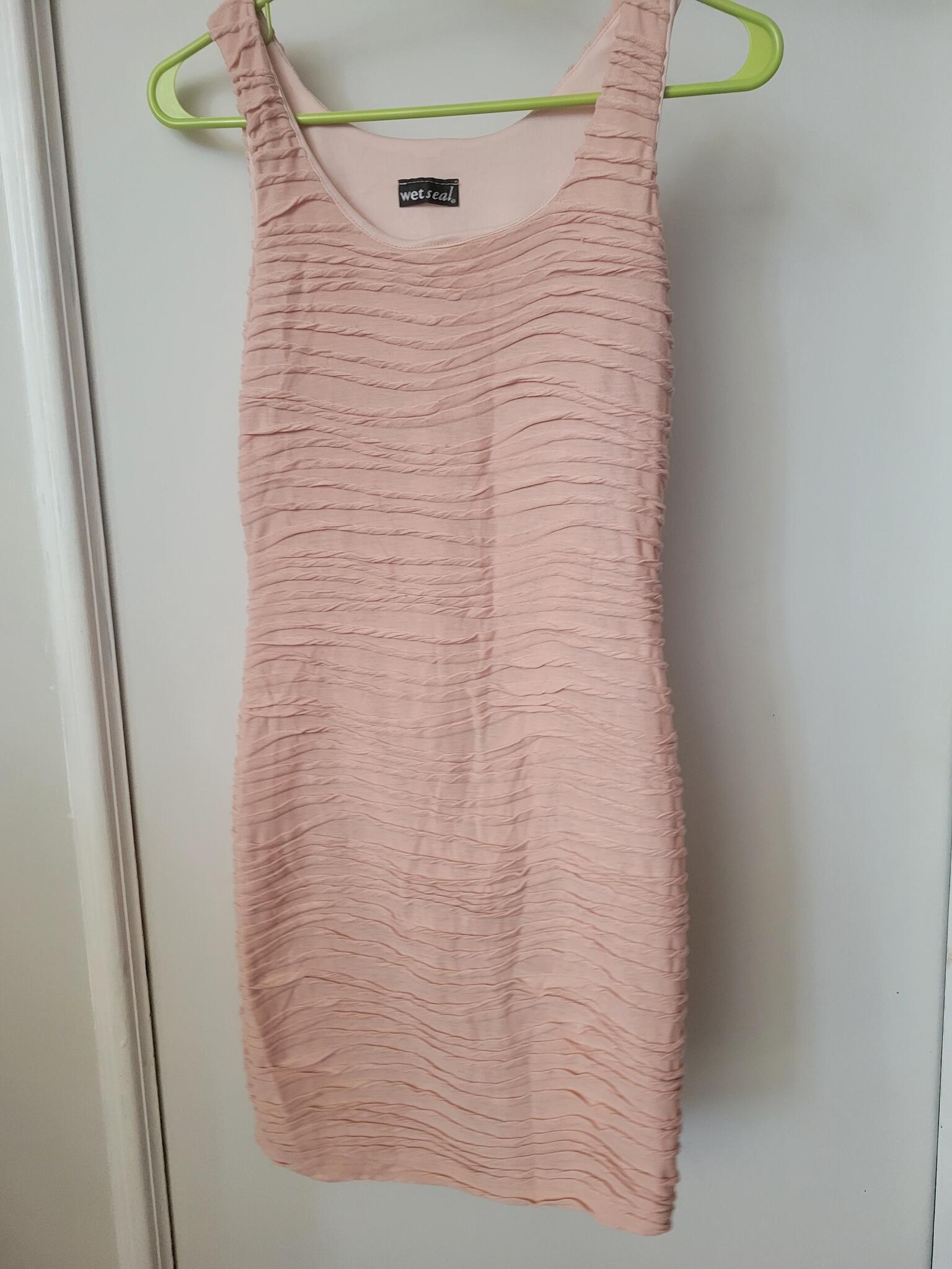 wet seal pink dress Wet Seal Y2K Pink and White Lace Trim Floral Dress