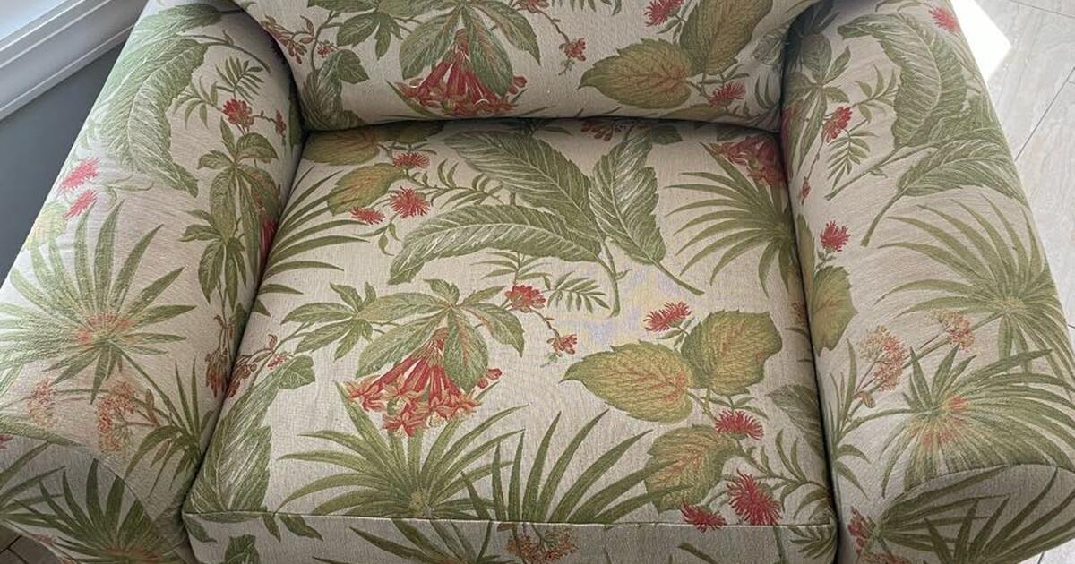 Bassett Floral Print Upholstered Cushioned Armchair for 150 in North