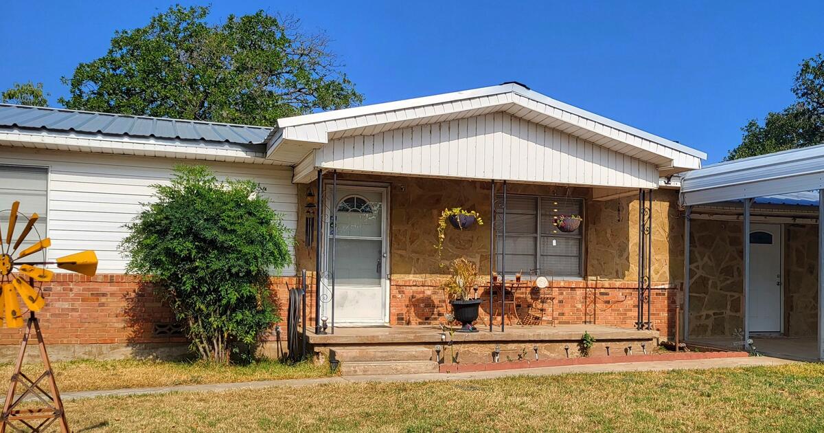 Residence + Lots for 250000 in Tow, TX Finds — Nextdoor