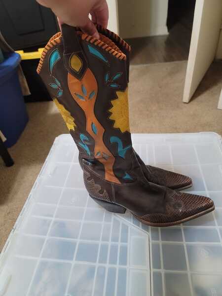BCB GIRLS BOOTS For 60 In Mineral Wells TX For Sale Free