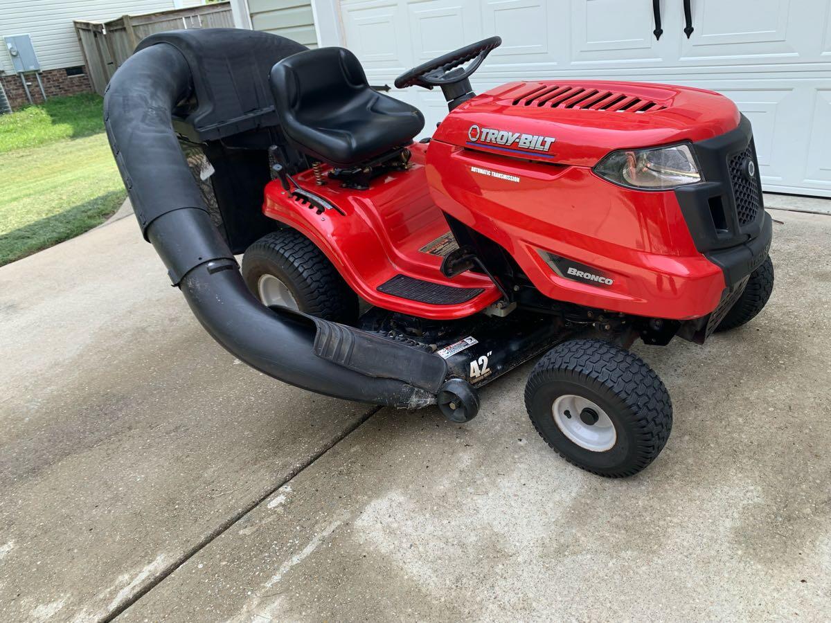 Troy-Bilt Bronco Riding Lawn Mower