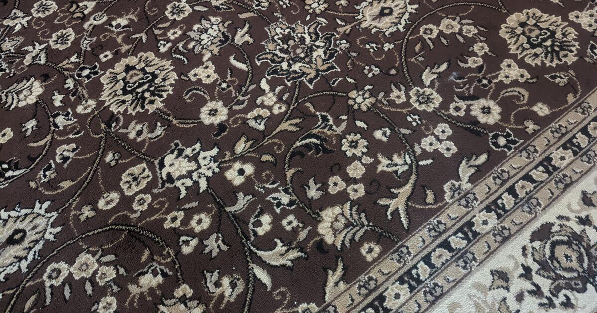 Two chairs and a large area rug sitting on the curb! in Midlothian, TX