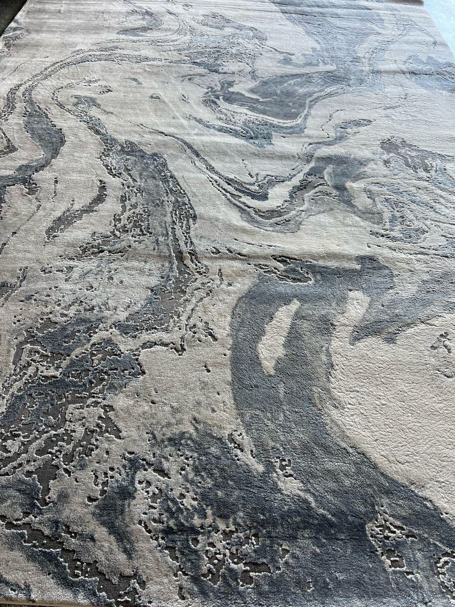 Area Rug Haverty’s Carrara for 50 in Denton, TX For Sale & Free