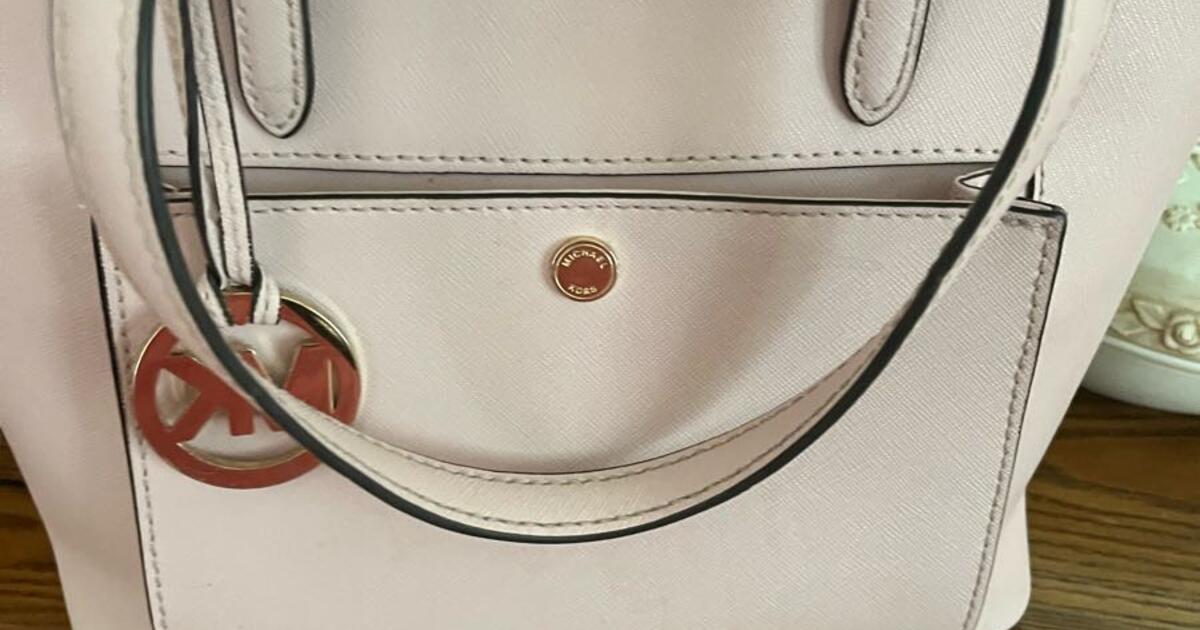 Pink Michael Kors Handbag for $20 in Raleigh, NC | For Sale & Free ...