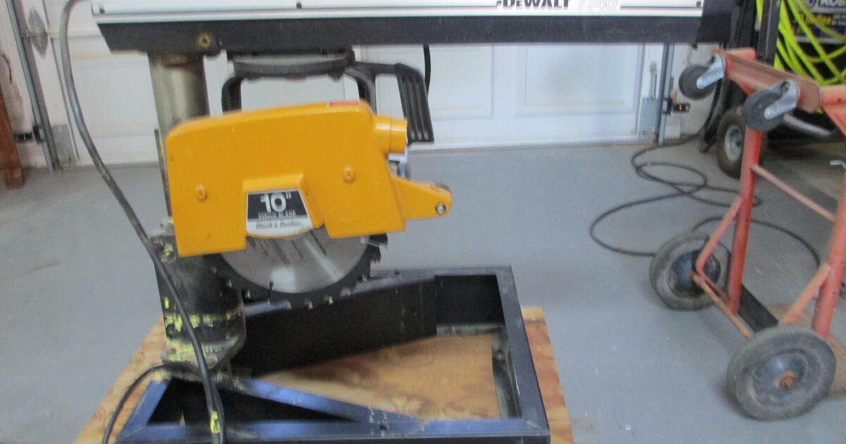 DEWALT 790 12-Inch Radial Arm Saw Owner's Instructions And Parts Manual (Model 1025)