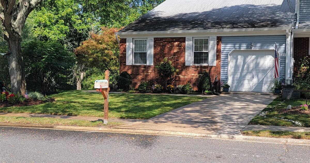 Tinton Woods Condo For Sale for 609900 in Eatontown, NJ For Sale