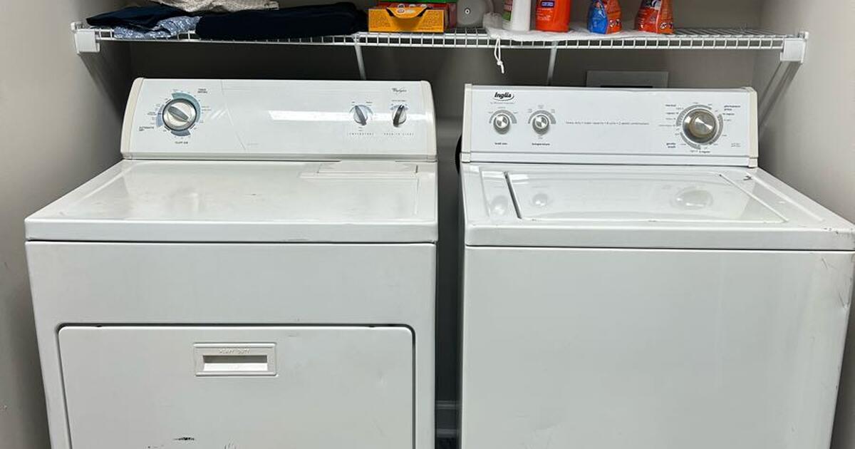 Whirlpool Washer and Dryer Set for 400 for 400 in Asheville, NC For