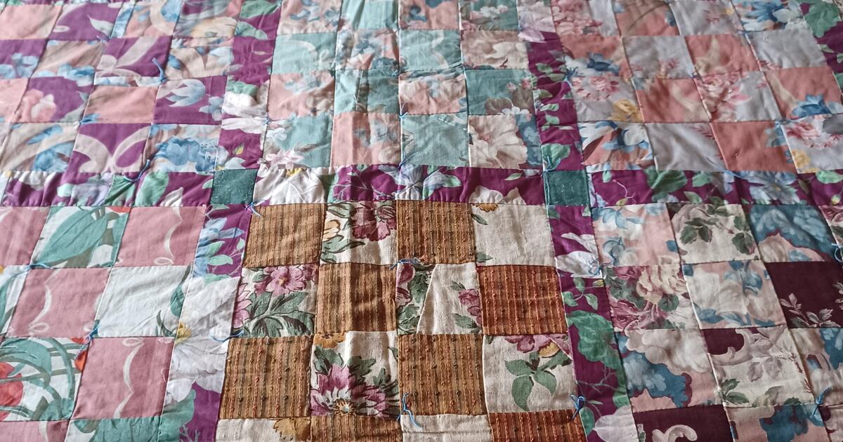 Quilt for 100 in Richardson, TX For Sale & Free — Nextdoor
