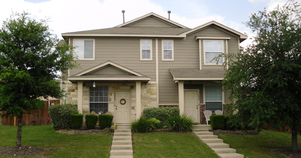 3BR, 2.5BA, 2 Car Garage Townhome for 1800 in Austin, TX For Sale