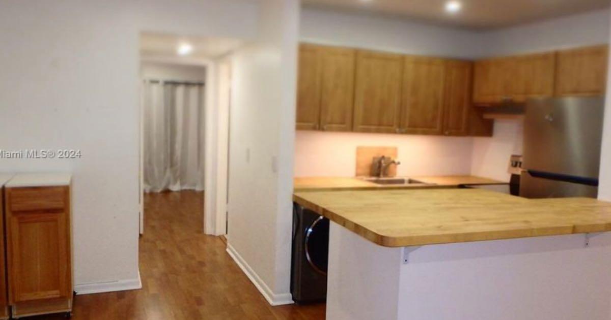 century-village-west-palm-beach-unit-for-87000-in-west-palm-beach-fl