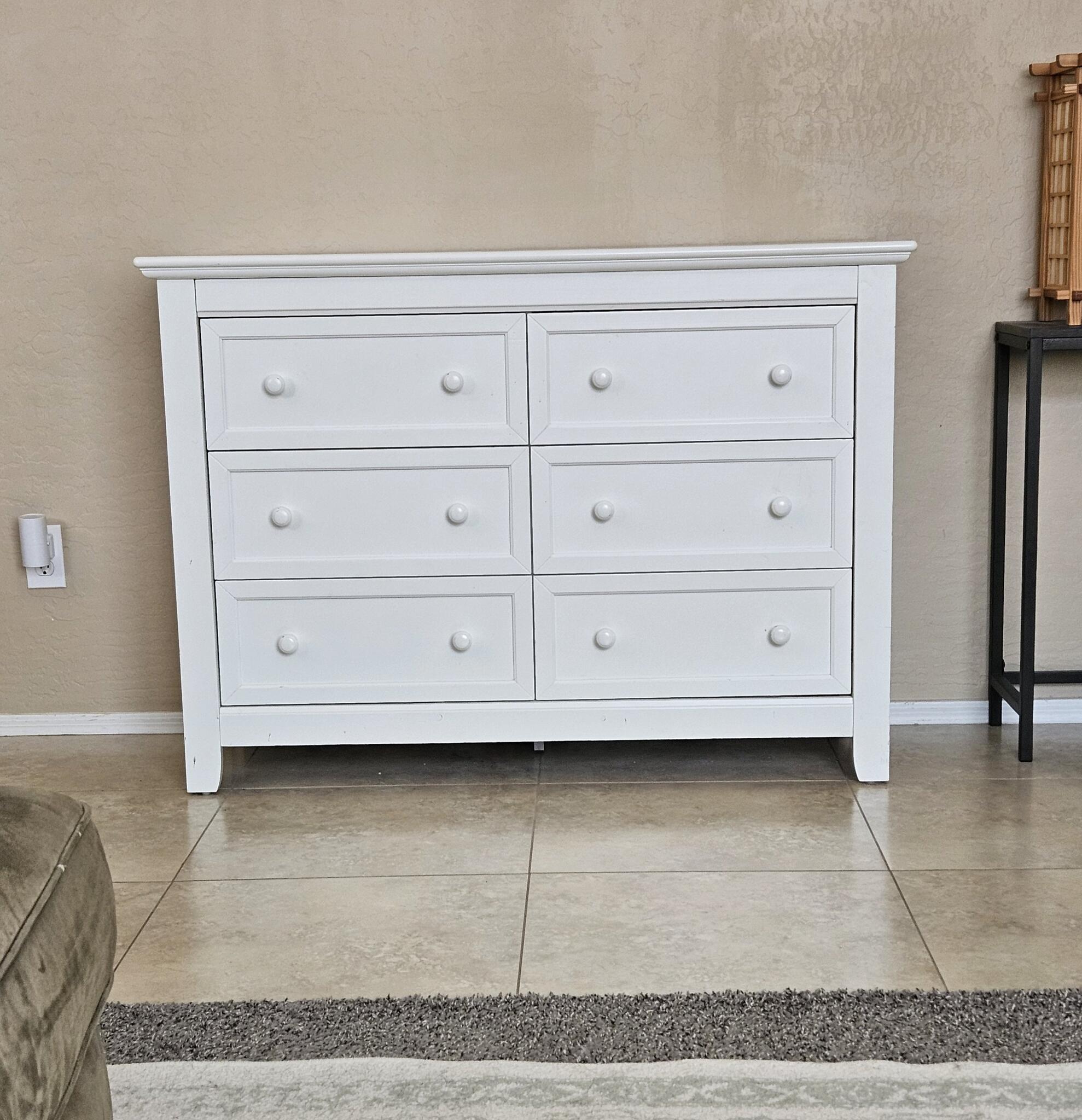 White 6-Drawer Childs Dresser For $80 In Phoenix, AZ | For Sale & Free   Nextdoor