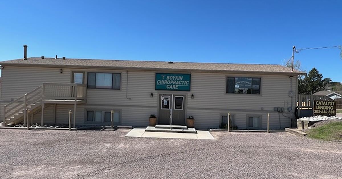 2 Commercial Office Units for Rent 350 W. Kiowa Ave Hwy 86 for 1500