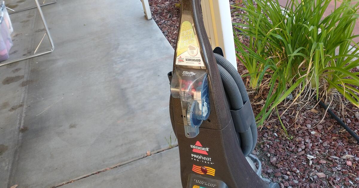 BISSELL CARPET CLEANER for 35 in Hemet, CA For Sale & Free — Nextdoor