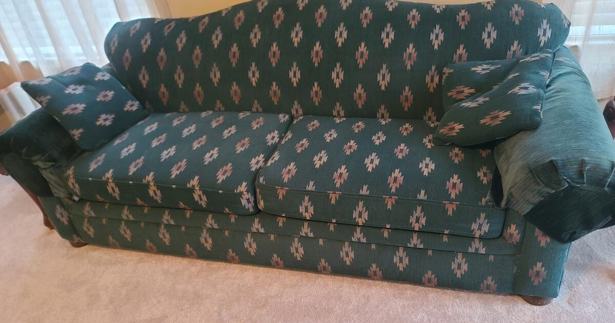 Extra Large Couches FREE for Free in San Antonio, TX For Sale