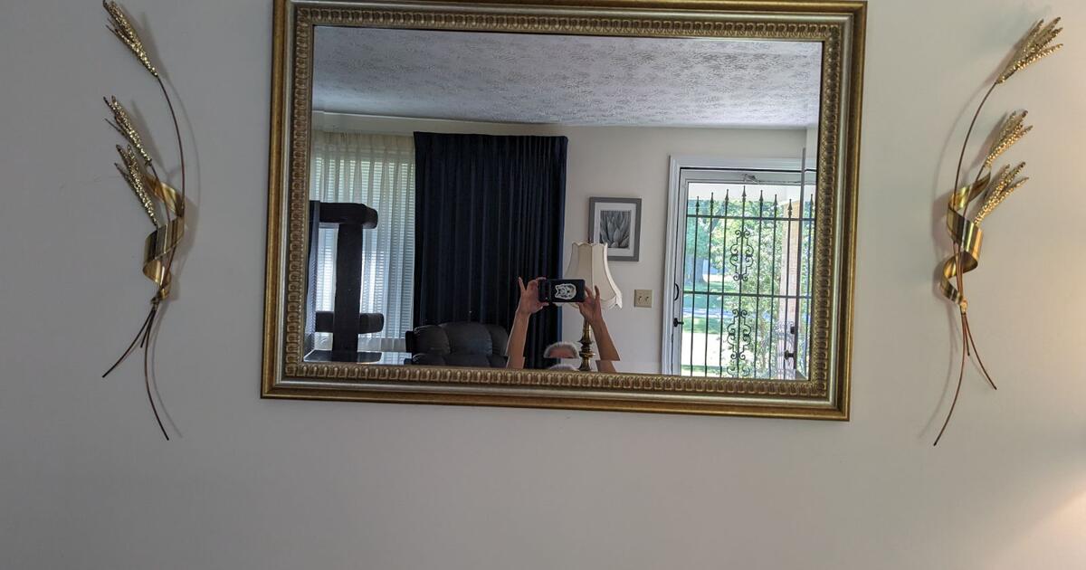 Large Mirrors for sale or best offer. in Maineville, OH For Sale & Free — Nextdoor