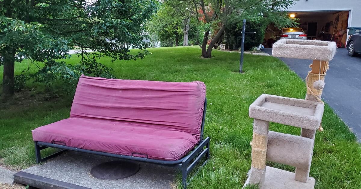 futon for Free in Columbus, OH For Sale & Free — Nextdoor