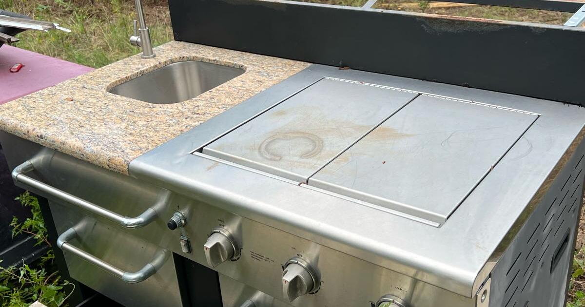 master outdoor kitchen for 375 in Lakeside, CA For Sale & Free