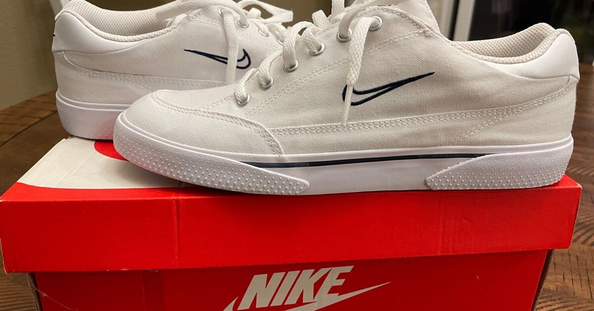 Gilroy Outlets Hours Nike