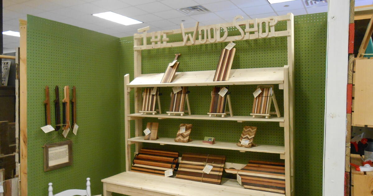 Cutting Boards and Chair Caning for Free in Columbus, GA For Sale