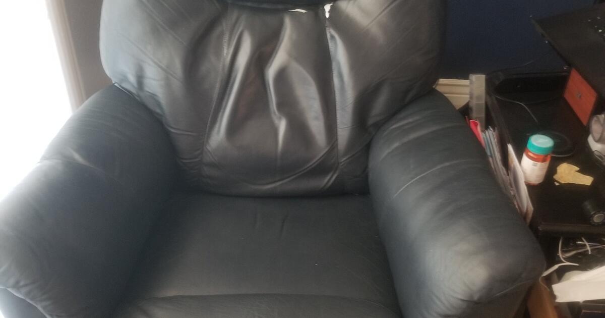 LAZY BOY RECLINER for Free in Peoria, AZ For Sale & Free — Nextdoor