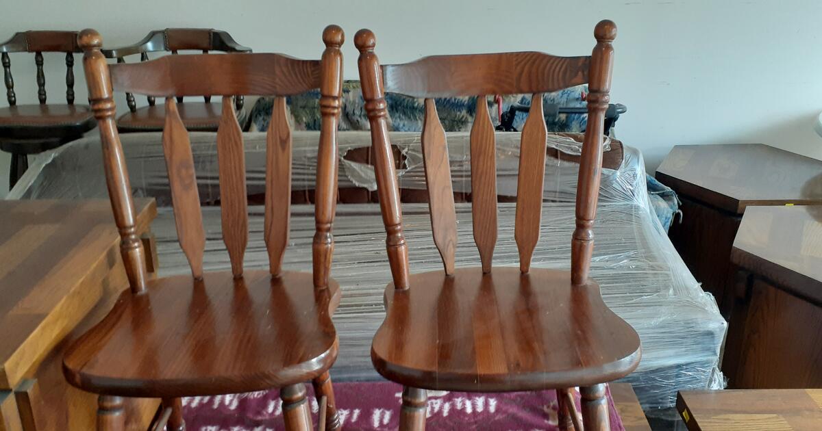 2 kitchen chairs for 50 in Kenosha, WI Finds — Nextdoor