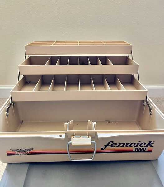 Vtg FENWICK 1080 3 Tray 17” Tackle Box, 28 Compartments For $28 In