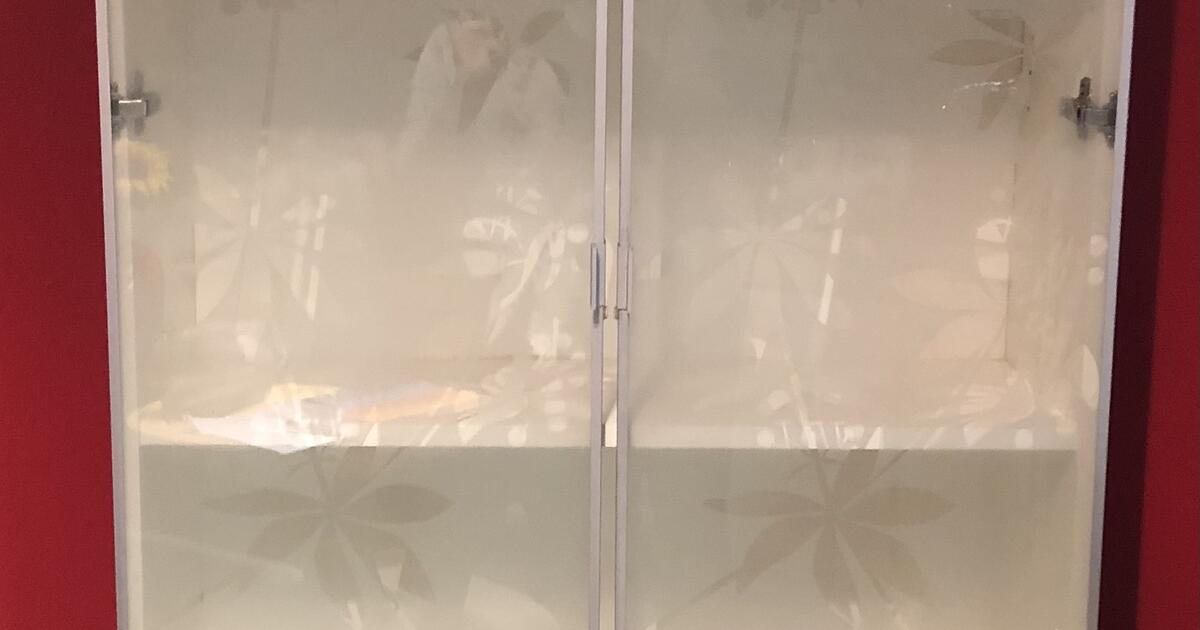 Selling Furniture(Must be PICK up by Mon 11/6/23 in Greensboro, NC