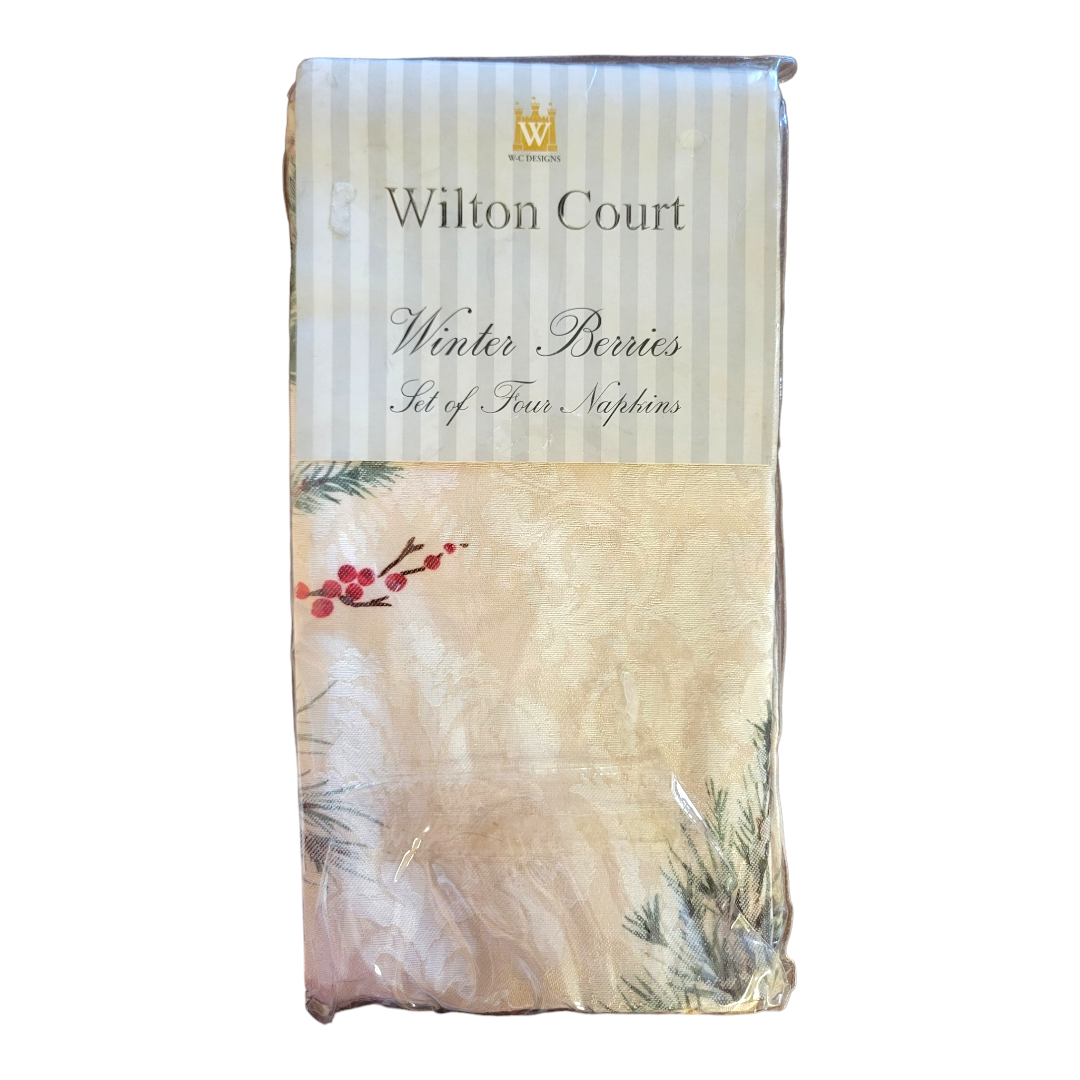 NEW Vintage Wilton Court Winter Holly Berries Napkins (Set Of 4