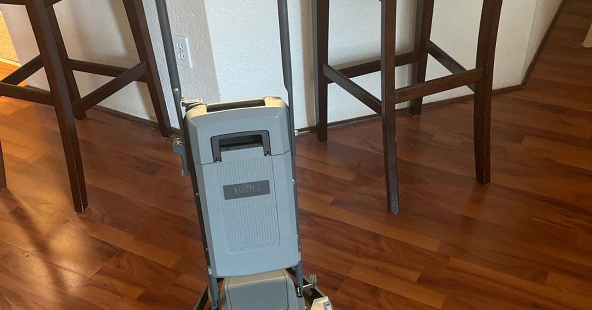 Electrolux Epic Floor Pro Heavy Duty Shampooer/Polisher for 75 in Elk