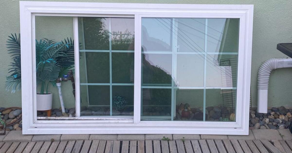 Vinyl double pane window with grids for $120 in Buena Park, CA | For ...