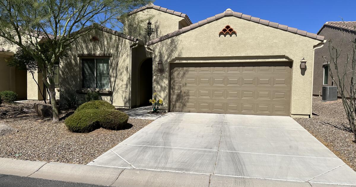 For RENT Villa at Robson Ranch Resort Eloy Arizona for 2100 in Eloy
