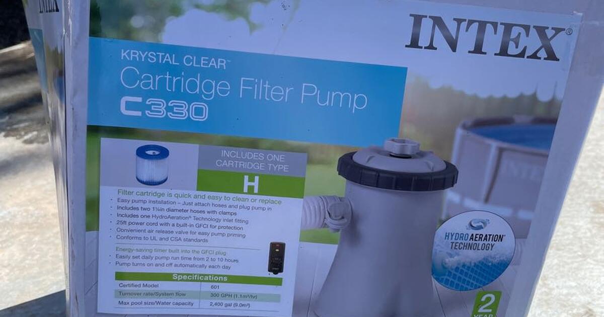 Intex C330 pump, filters & chlorine tablets for 40 in Grand Rapids, MI