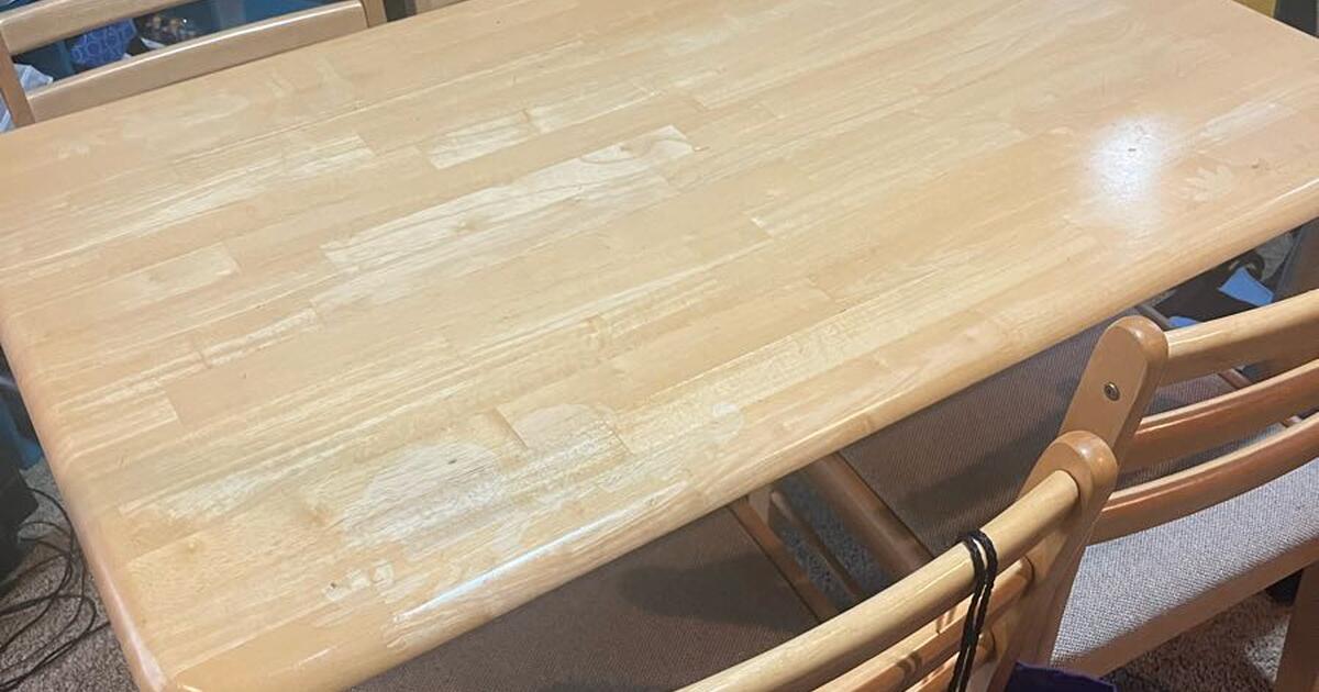 Table and 4 chairs set for 30 in Evansville, IN For Sale & Free — Nextdoor