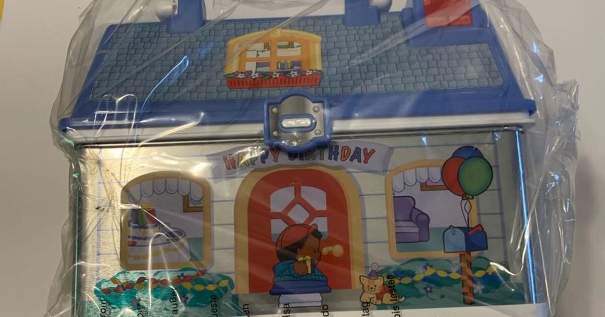 New Fisher Price Little People Catalog Exclusive Birthday Party