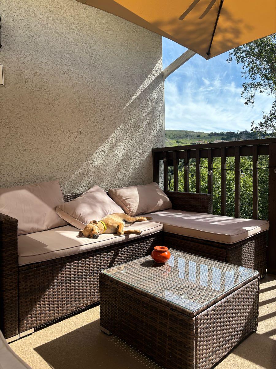 Patio Sofa Set for 200 in Thousand Oaks, CA For Sale & Free — Nextdoor