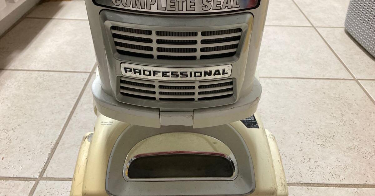 Shark Vacuum Cleaner for Free in Louisville, KY Finds — Nextdoor