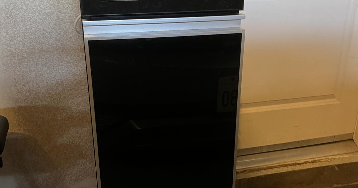 GE Monogram 12" Trash Compactorworks great for Free in San Diego, CA