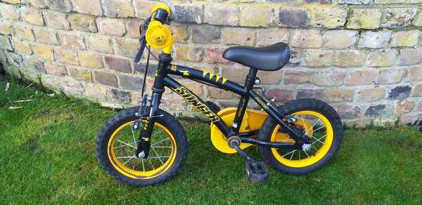 Apollo stinger deals bike