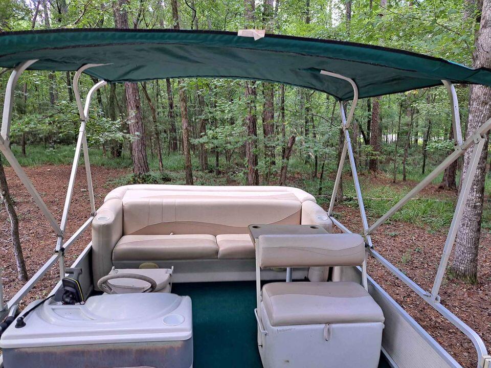 2002 Smokercraft Escape Pontoon Boat with bimini top for $8500 in