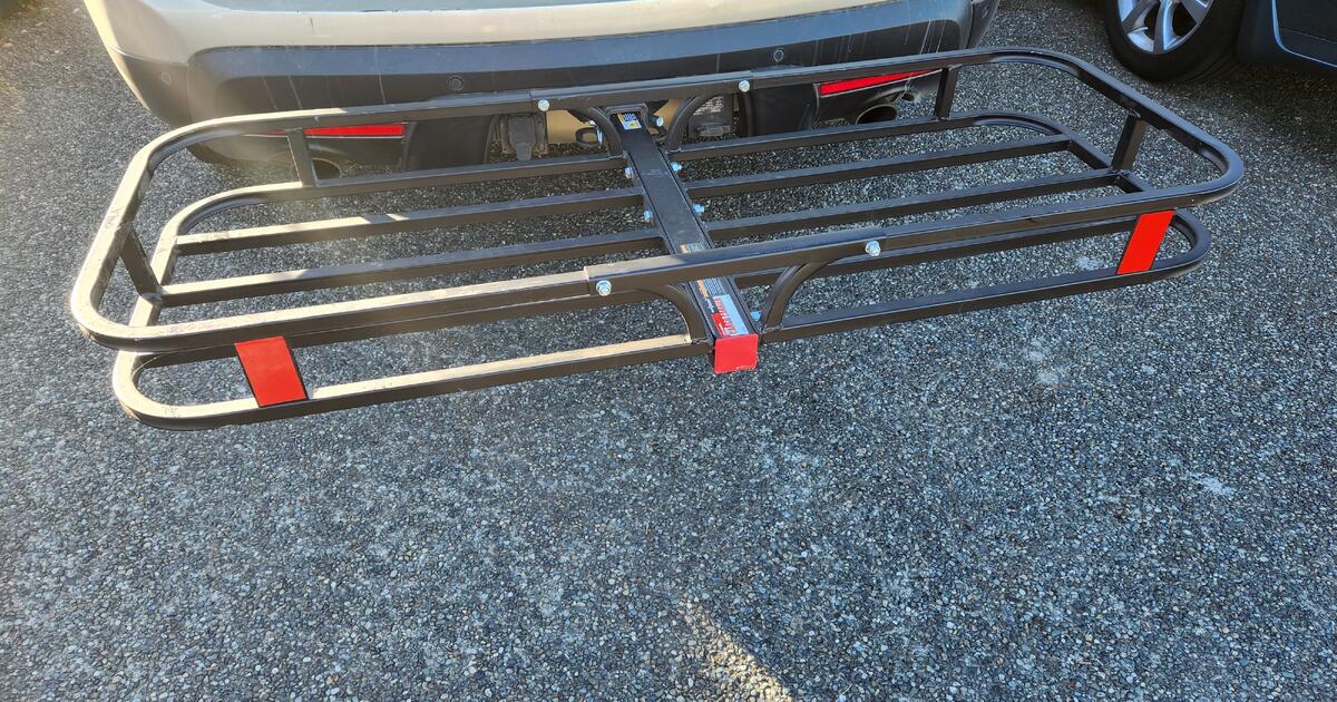 Hitch Cargo Carrier for 20 in Bellevue, WA For Sale & Free — Nextdoor