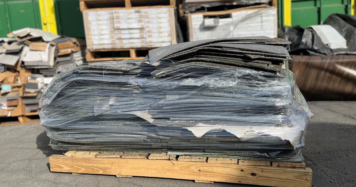 FREE USED CARPET TILE for Free in Los Angeles, CA For Sale & Free