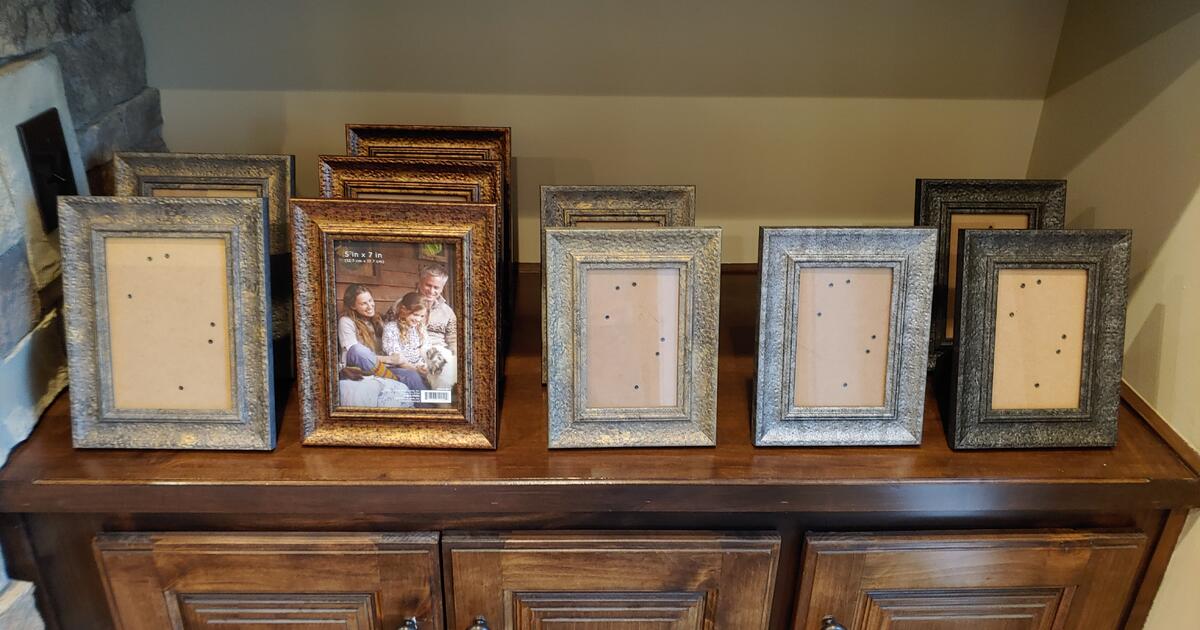 LIKE NEW, UNIQUE TEXTURED PICTURE WOOD FRAMES, 4X6 NICE! for $5 in ...