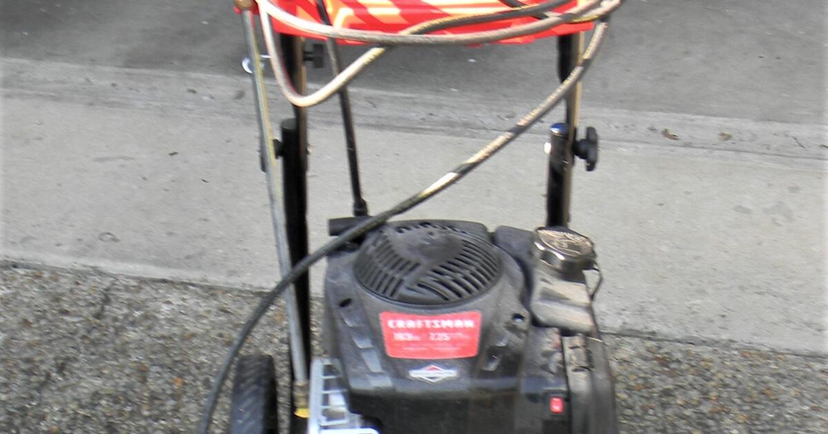Craftsman 2800 PSI 2.3-Gallon-GPM Cold Water Gas Pressure Washer for ...