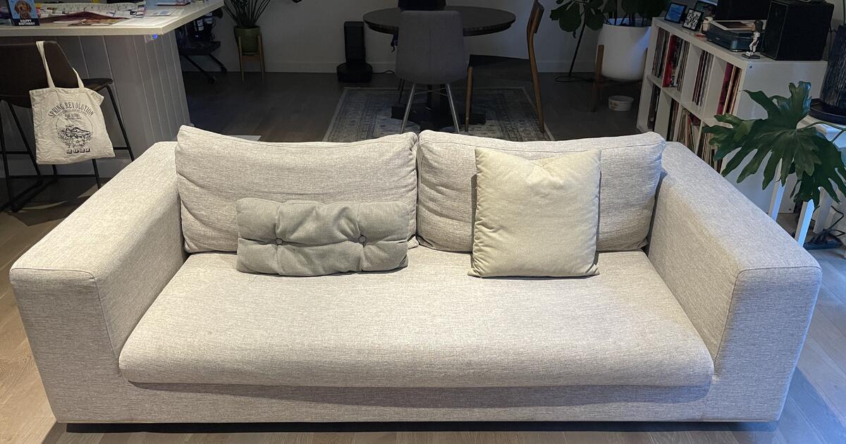 Interior Define Couch (300 OBO) for 100 in Woodland Hills, CA For