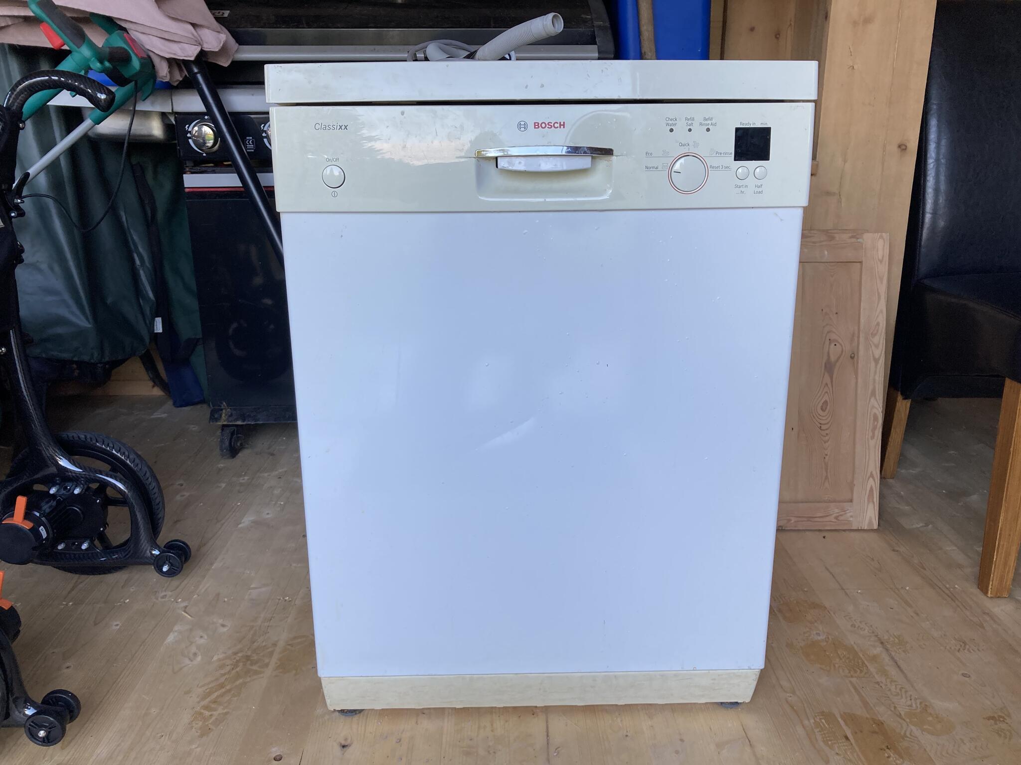 Auction Bosch Classixx Maxx Dishwasher Bosch ClassiXX Tumble Dryer