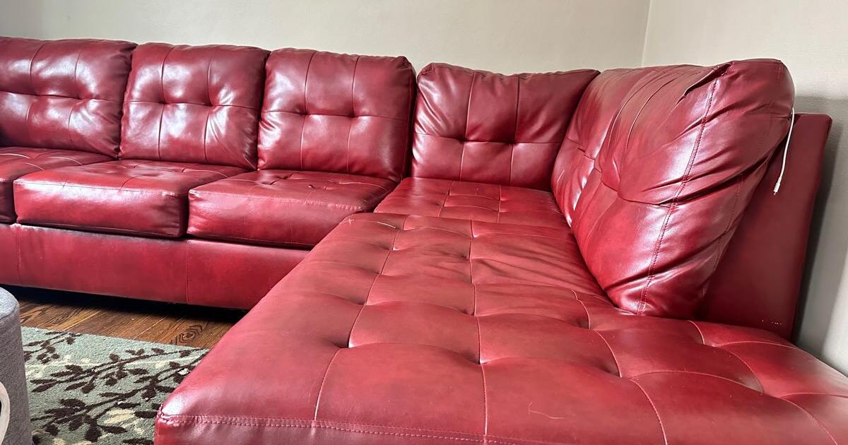 Free Sectional for Free in Cincinnati, OH Finds — Nextdoor